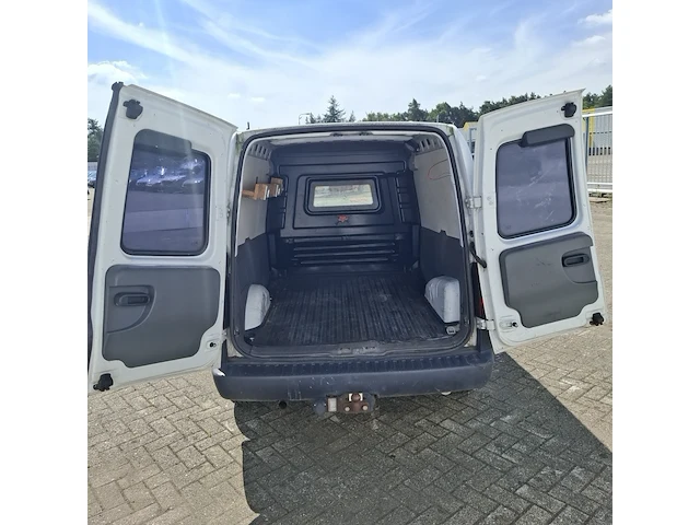 Bedrijfswagen opel, combo 1.7 dti, bouwjaar 2002 - afbeelding 9 van  47