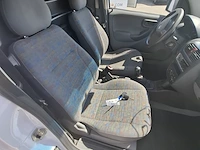 Bedrijfswagen opel, combo 1.7 dti, bouwjaar 2002 - afbeelding 16 van  47
