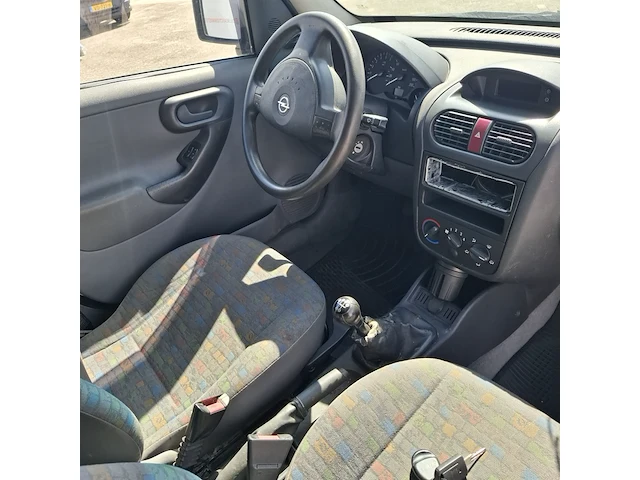 Bedrijfswagen opel, combo 1.7 dti, bouwjaar 2002 - afbeelding 17 van  47