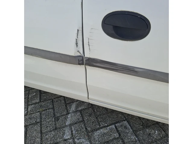 Bedrijfswagen opel, combo 1.7 dti, bouwjaar 2002 - afbeelding 35 van  47
