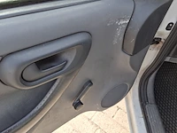 Bedrijfswagen opel, combo 1.7, n.v.t., bouwjaar 2002 - afbeelding 3 van  34