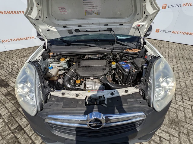 Bedrijfswagen, opel, combo - afbeelding 24 van  42