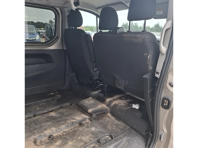 Bedrijfswagen opel, vivaro-b - afbeelding 32 van  62