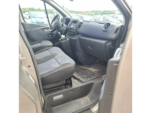 Bedrijfswagen opel, vivaro-b - afbeelding 33 van  62
