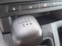 Bedrijfswagen, opel, vivaro - afbeelding 22 van  102