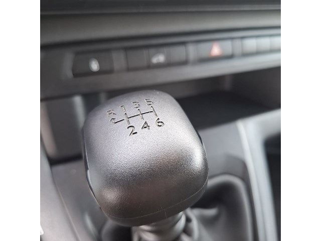 Bedrijfswagen, opel, vivaro - afbeelding 78 van  102