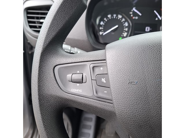 Bedrijfswagen, opel, vivaro - afbeelding 9 van  47