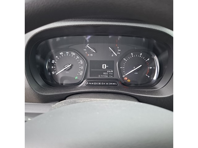 Bedrijfswagen, opel, vivaro - afbeelding 13 van  47