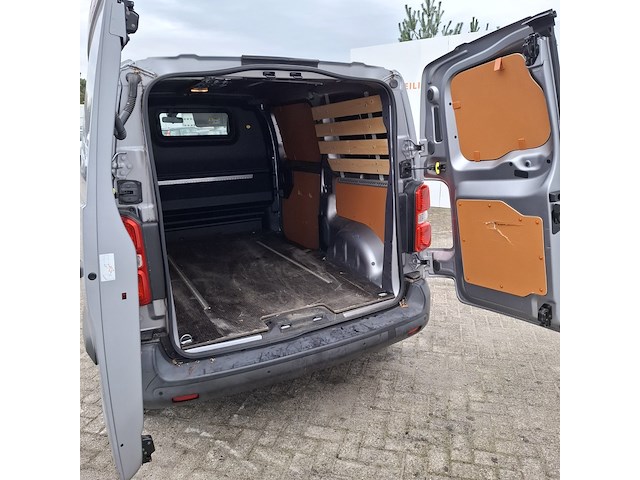 Bedrijfswagen, opel, vivaro - afbeelding 22 van  47