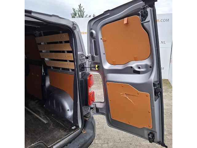 Bedrijfswagen, opel, vivaro - afbeelding 28 van  47