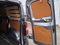 Bedrijfswagen, opel, vivaro - afbeelding 28 van  47