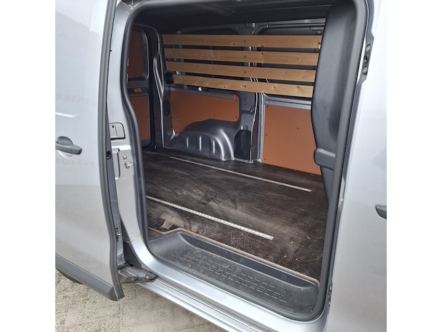 Bedrijfswagen, opel, vivaro - afbeelding 30 van  47