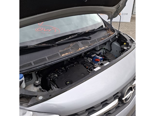 Bedrijfswagen, opel, vivaro - afbeelding 37 van  47