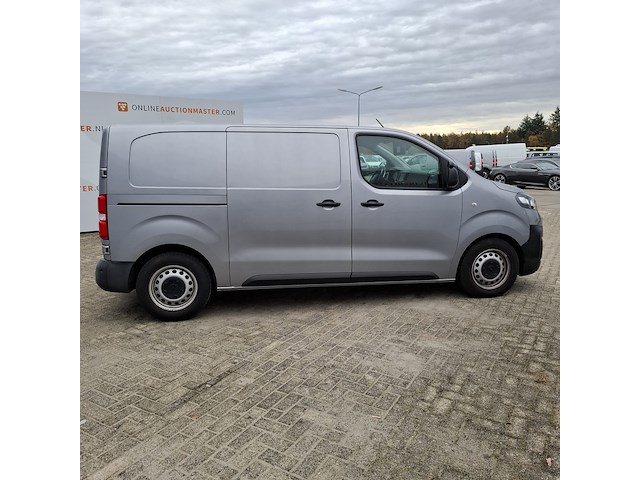 Bedrijfswagen, opel, vivaro - afbeelding 34 van  47