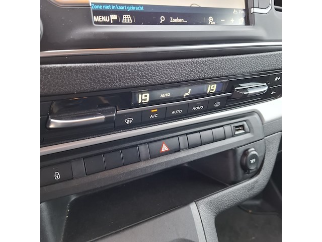 Bedrijfswagen, opel, vivaro - afbeelding 13 van  42