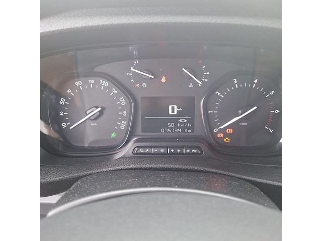 Bedrijfswagen, opel, vivaro - afbeelding 11 van  45