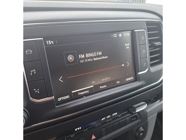 Bedrijfswagen, opel, vivaro - afbeelding 14 van  45