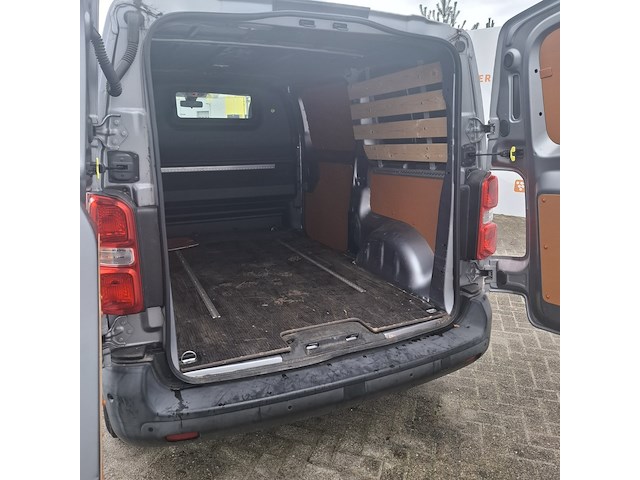 Bedrijfswagen, opel, vivaro - afbeelding 18 van  45