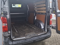 Bedrijfswagen, opel, vivaro - afbeelding 18 van  45