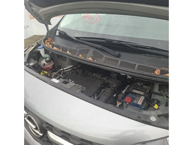 Bedrijfswagen, opel, vivaro - afbeelding 32 van  45