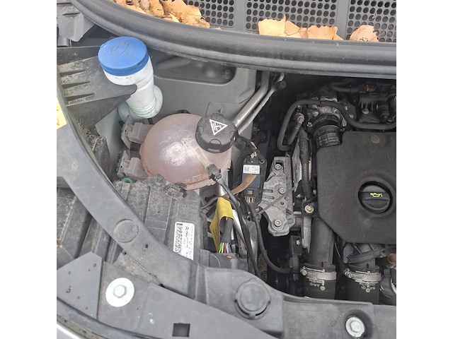 Bedrijfswagen, opel, vivaro - afbeelding 33 van  45