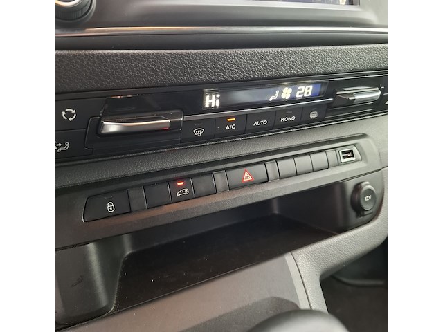 Bedrijfswagen, opel, vivaro - afbeelding 30 van  55