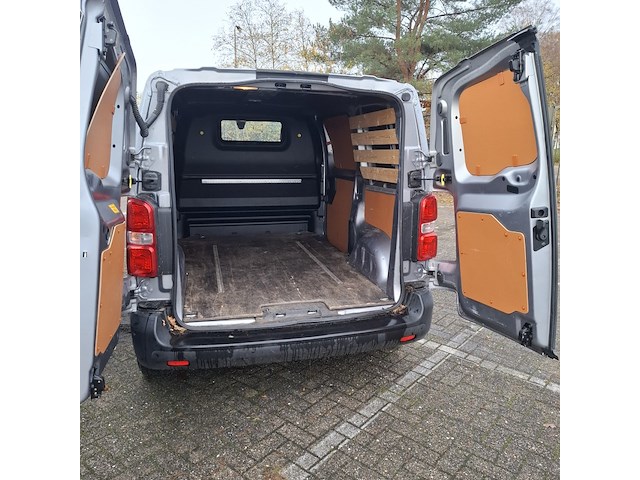 Bedrijfswagen, opel, vivaro - afbeelding 39 van  55