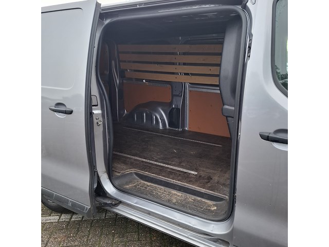 Bedrijfswagen, opel, vivaro - afbeelding 46 van  55