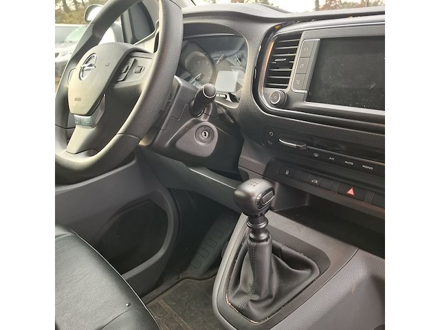 Bedrijfswagen, opel, vivaro - afbeelding 51 van  55