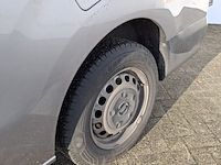 Bedrijfswagen, opel, vivaro - afbeelding 3 van  49