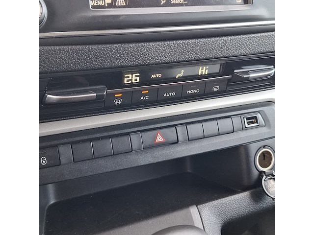 Bedrijfswagen, opel, vivaro - afbeelding 28 van  49