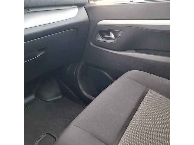 Bedrijfswagen, opel, vivaro - afbeelding 31 van  49