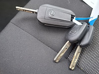 Bedrijfswagen, opel, vivaro - afbeelding 44 van  49