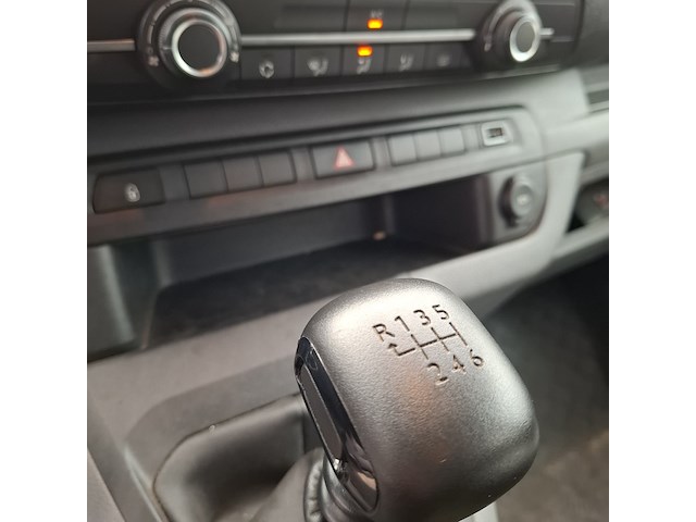 Bedrijfswagen, peugeot, expert - afbeelding 19 van  43