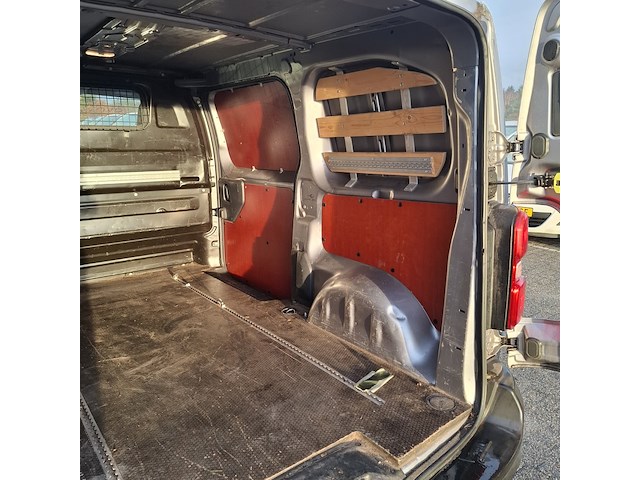 Bedrijfswagen, peugeot, expert - afbeelding 36 van  50