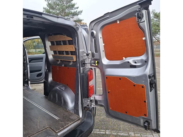 Bedrijfswagen, peugeot, expert - afbeelding 39 van  52