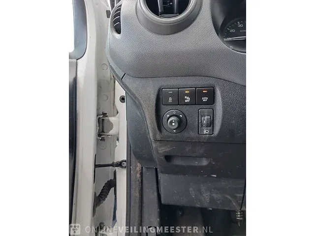 Bedrijfswagen peugeot, partner 1.6 bluehdi 4x4 dangel, bouwjaar 2015 - afbeelding 22 van  59