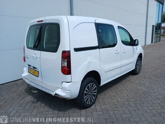 Bedrijfswagen peugeot, partner 1.6 bluehdi 4x4 dangel, bouwjaar 2015 - afbeelding 39 van  59