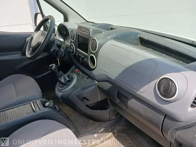 Bedrijfswagen peugeot, partner 1.6 bluehdi 4x4 dangel, bouwjaar 2015 - afbeelding 49 van  59
