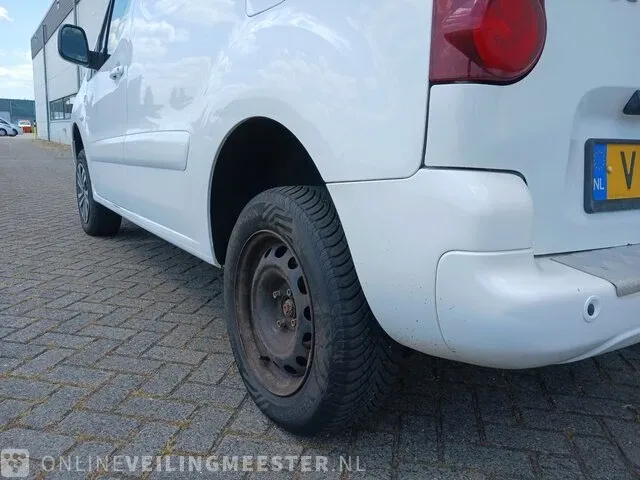 Bedrijfswagen peugeot, partner 1.6 bluehdi 4x4 dangel, bouwjaar 2015 - afbeelding 9 van  59