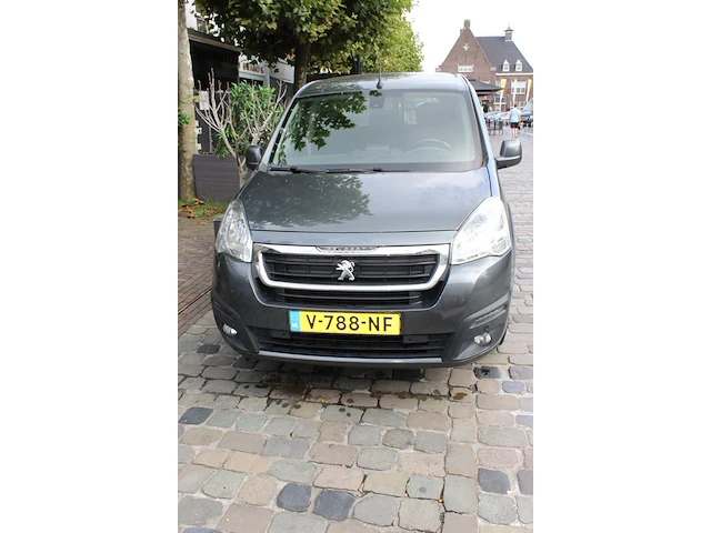 Bedrijfswagen peugeot partner met kenteken v-788-nf - afbeelding 5 van  14