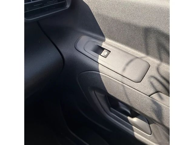 Bedrijfswagen, peugeot, partner premium blue hdi 75, 2022 - afbeelding 18 van  45