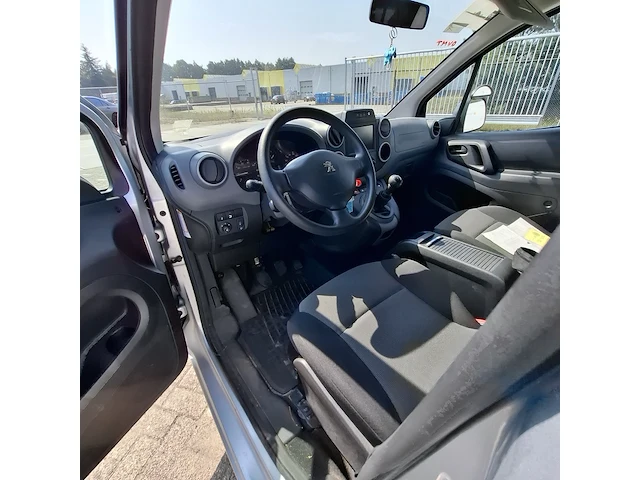 Bedrijfswagen peugeot, partner premium bluehdi 75, bouwjaar 2019 - afbeelding 10 van  59