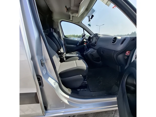 Bedrijfswagen peugeot, partner premium bluehdi 75, bouwjaar 2019 - afbeelding 41 van  59