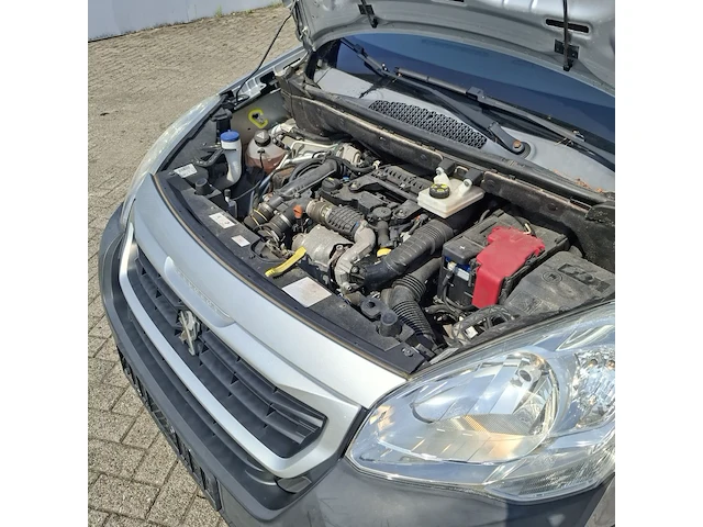 Bedrijfswagen peugeot, partner premium bluehdi 75, bouwjaar 2019 - afbeelding 50 van  59