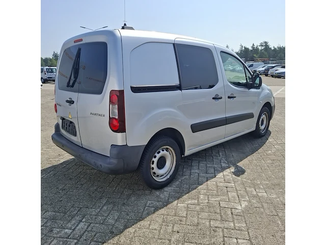 Bedrijfswagen peugeot, partner premium bluehdi 75, bouwjaar 2019 - afbeelding 45 van  59
