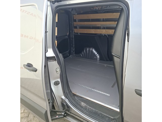 Bedrijfswagen, peugeot, partner - afbeelding 30 van  94