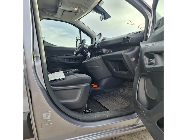 Bedrijfswagen, peugeot, partner - afbeelding 33 van  94