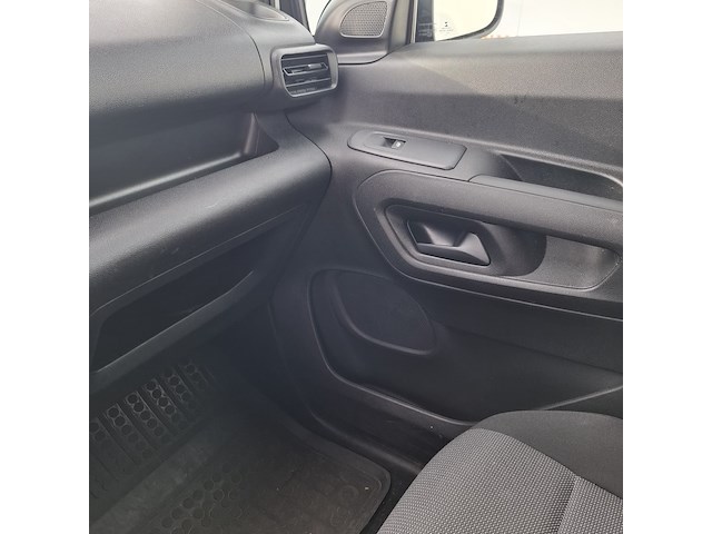 Bedrijfswagen, peugeot, partner - afbeelding 73 van  94