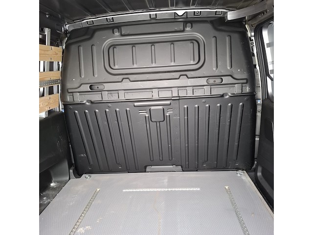 Bedrijfswagen, peugeot, partner - afbeelding 77 van  94